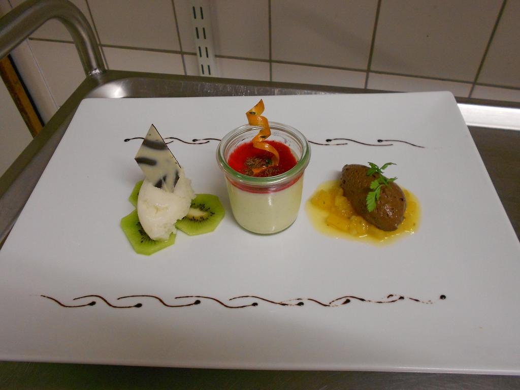 Weinhotel Platz Trewir Zewnętrze zdjęcie